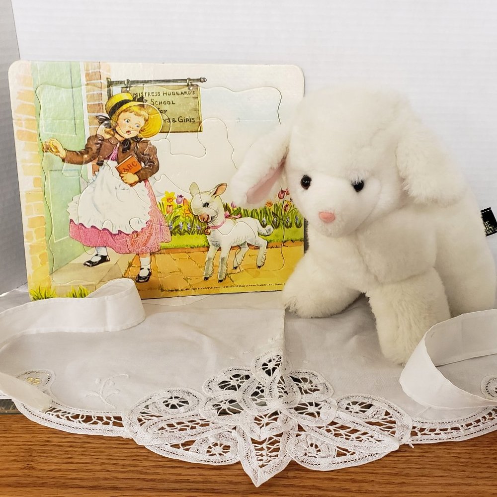 vintage 1952 Platt & Munk board puzzle Mary hasd Little Lamb & 24K Polar Puff